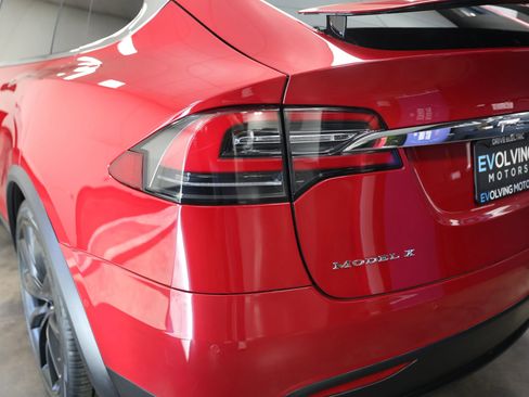 Used 2017 Tesla Model X P100D image 16