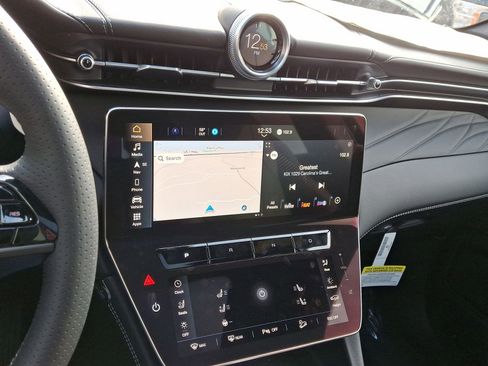 New 2025 Maserati Grecale Folgore image 16