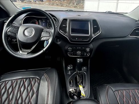 Used 2019 Jeep Cherokee Trailhawk w/ Comfort/Convenience Group image 21