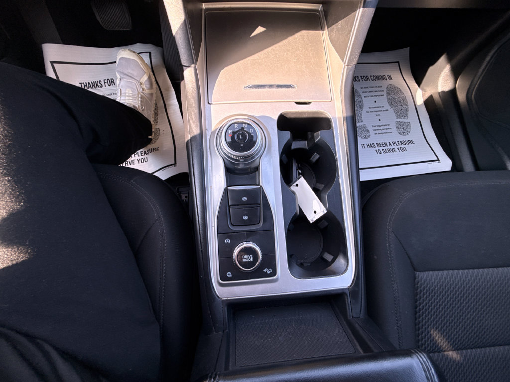 Used 2024 Ford Explorer XLT AWD/4WD image 28