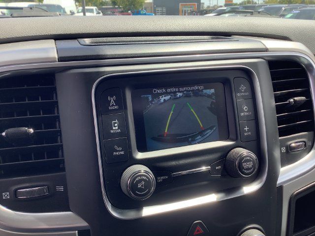 Used 2019 RAM 1500 Classic SLT AWD/4WD image 17