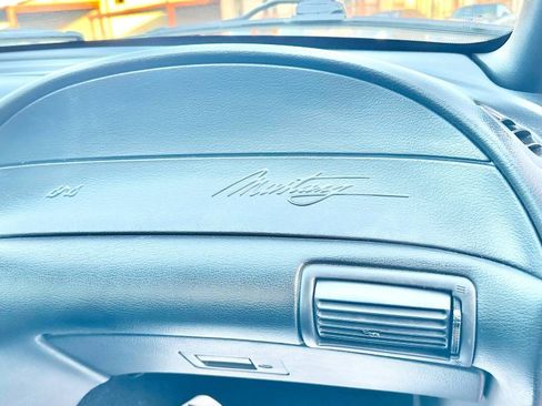 Used 1995 Ford Mustang GT image 19
