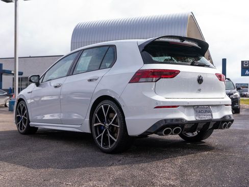 Used 2022 Volkswagen Golf R image 10