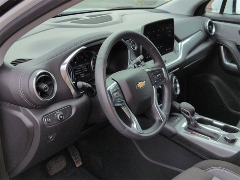 Certified 2024 Chevrolet Blazer LT w/ Convenience Package image 10