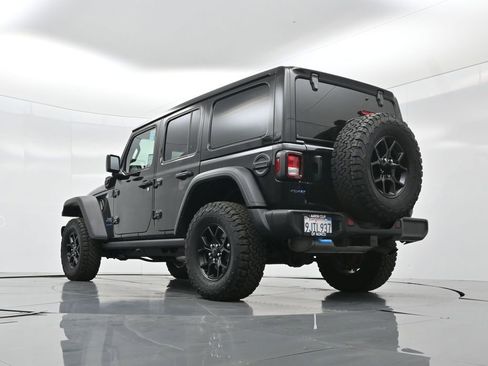 Used 2024 Jeep Wrangler Unlimited image 49
