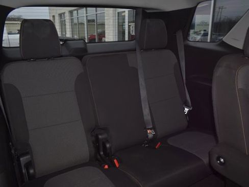 Used 2018 Chevrolet Traverse LT image 43