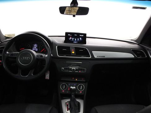 Used 2018 Audi Q3 2.0T Premium image 35