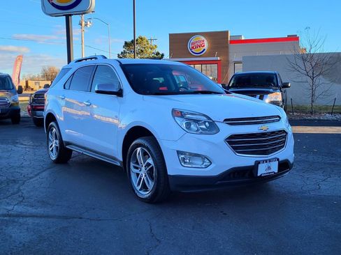 Used 2016 Chevrolet Equinox LTZ w/ Enhanced Convenience Package image 7