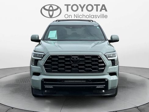 Used 2024 Toyota Sequoia Platinum AWD/4WD image 8