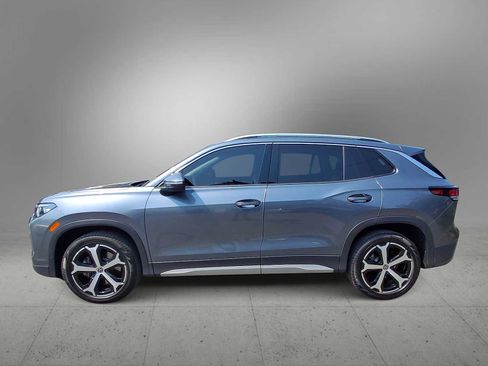 Used 2025 Volkswagen Tiguan SE AWD/4WD image 5