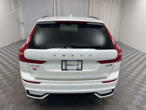 Used 2023 Volvo XC60 B5 Plus w/ Climate Package image 7