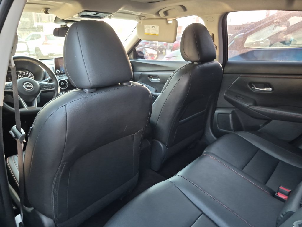 Certified 2025 Nissan Sentra SR w/ SR Premium Package FWD image 25