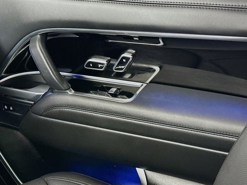 Used 2023 Land Rover Range Rover SE image 17