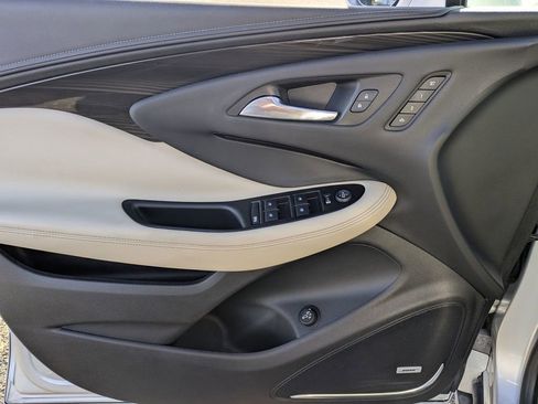 Used 2019 Buick Envision Premium image 12