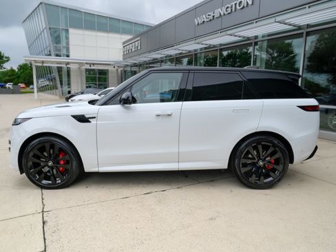 Used 2023 Land Rover Range Rover Sport SE Dynamic AWD/4WD image 8