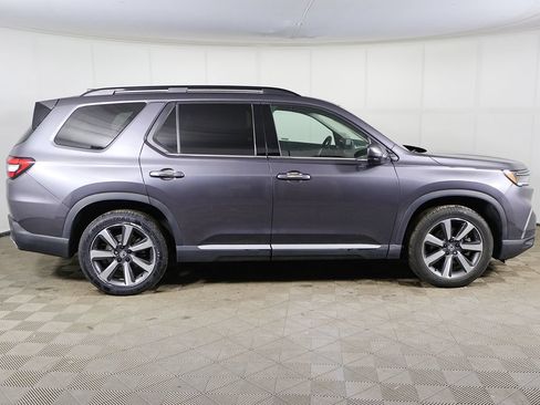 Used 2024 Honda Pilot Touring image 15