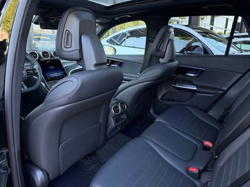 Certified 2026 Mercedes-Benz GLC 300 image 24