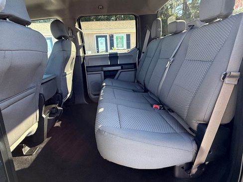 Used 2015 Ford F150 XLT image 7