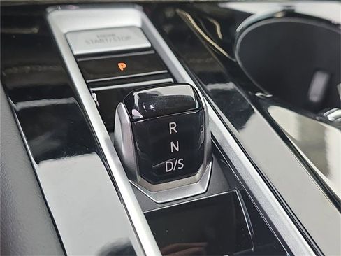 New 2026 Volkswagen Atlas SE image 22