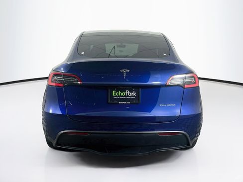 Used 2021 Tesla Model Y Long Range AWD/4WD image 7