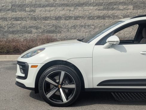 New 2026 Porsche Macan AWD/4WD image 11