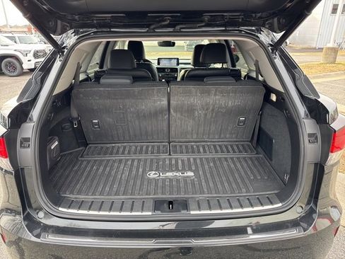 Used 2022 Lexus RX 450hL Luxury image 9