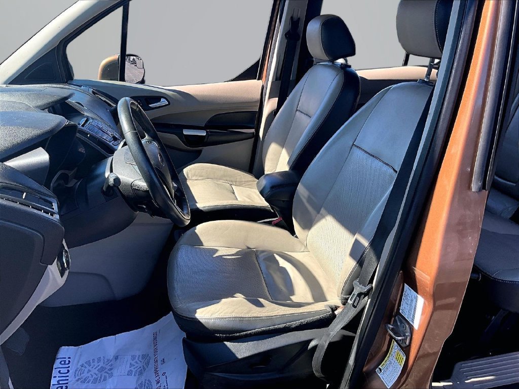 Used 2014 Ford Transit Connect Titanium FWD image 24