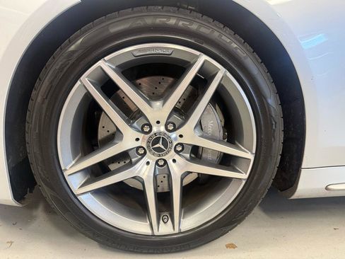 Used 2019 Mercedes-Benz S 450 4MATIC Sedan w/ AMG Line Exterior image 18