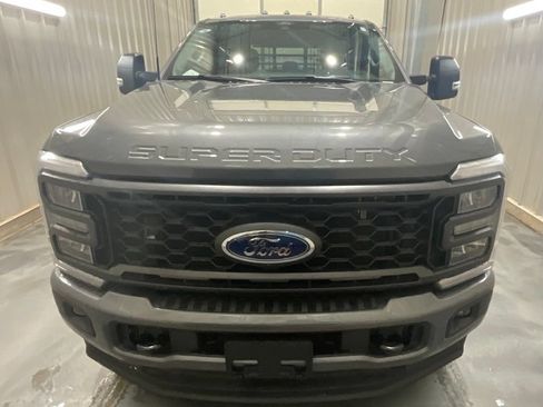 Used 2025 Ford F250 XL w/ STX Appearance Package AWD/4WD image 5