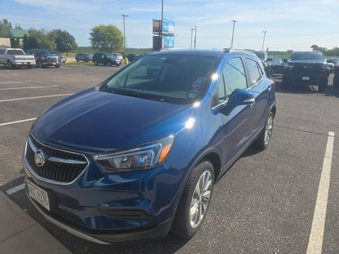 Used 2019 Buick Encore Preferred FWD image 2