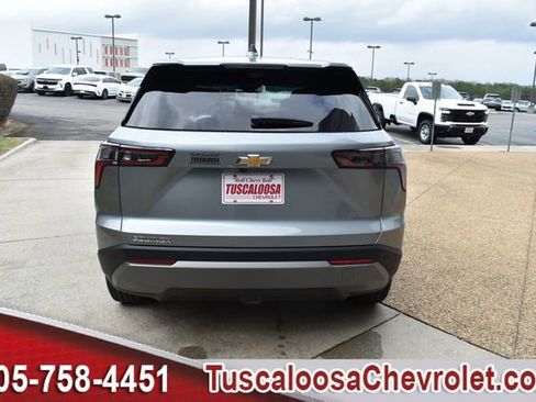 New 2026 Chevrolet Equinox LT w/ Convenience Package II image 8