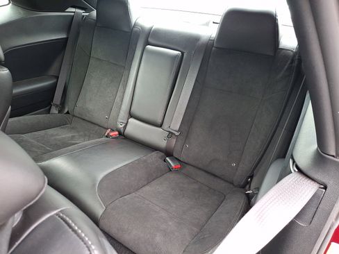 Used 2023 Dodge Challenger GT w/ Plus Package image 9