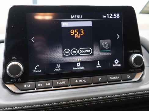 Certified 2023 Nissan Rogue SV image 2