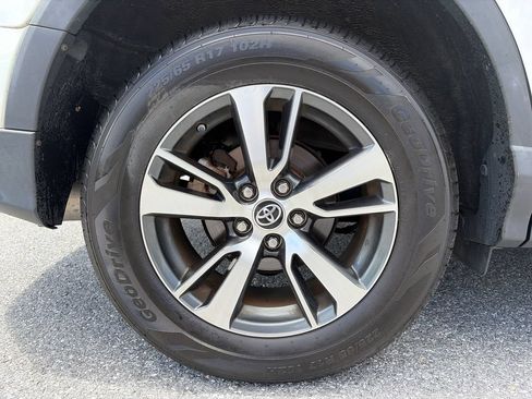 Used 2017 Toyota RAV4 XLE w/ Plus Extra Value Package AWD/4WD image 29