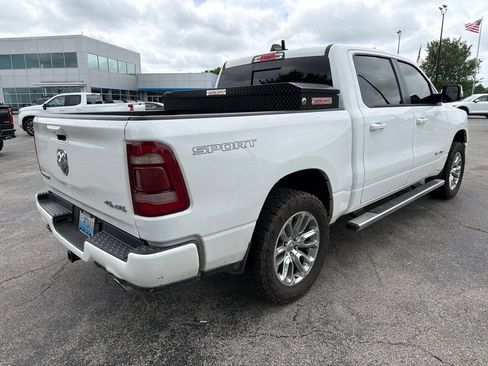 Used 2023 RAM 1500 Laramie AWD/4WD image 3