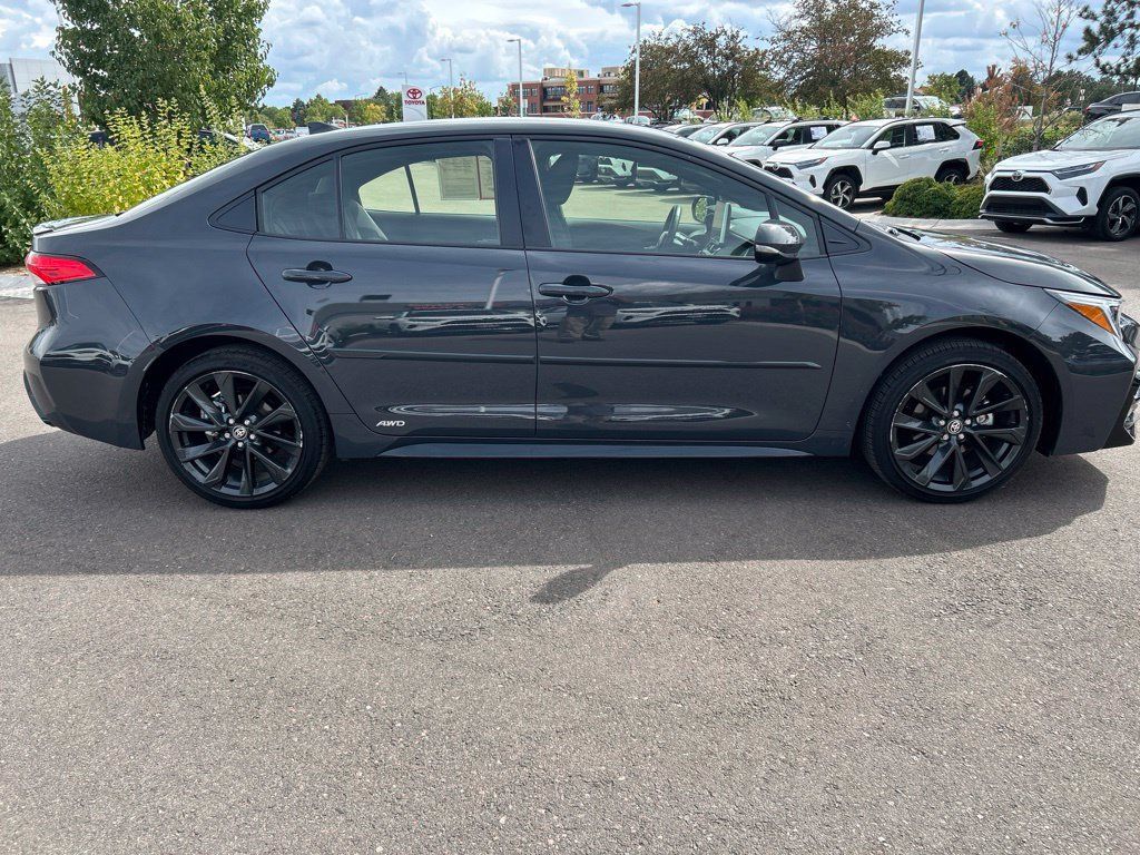 Used 2026 Toyota Corolla SE w/ SE Premium Package AWD/4WD image 9