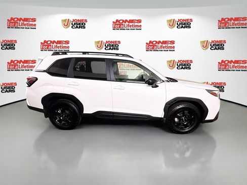 Used 2025 Subaru Forester w/ Convenience Package #1 AWD/4WD image 15