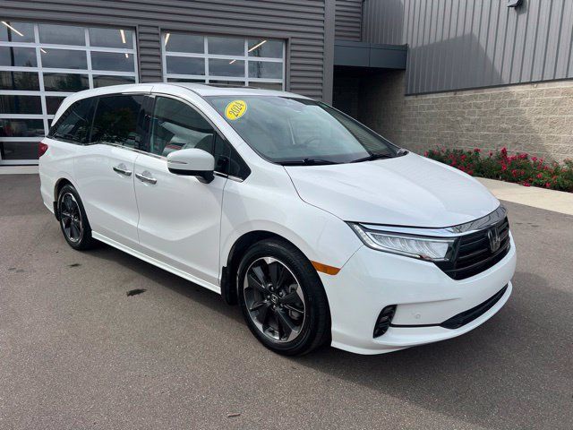 Used 2024 Honda Odyssey Elite image 3