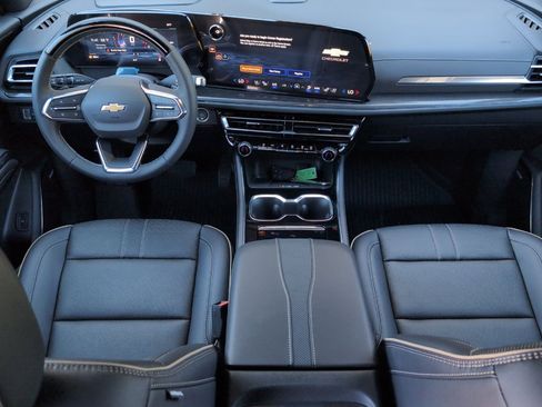 New 2026 Chevrolet Traverse High Country w/ LPO, Floor Liner Package image 13