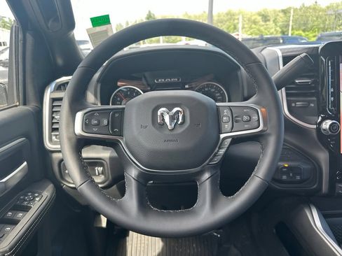 New 2026 RAM 2500 Big Horn AWD/4WD image 17