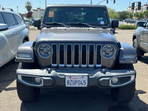 Used 2021 Jeep Wrangler Unlimited Sahara w/ Cold Weather Group AWD/4WD image 2