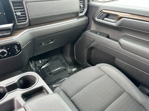 Used 2025 Chevrolet Silverado 1500 LT image 15