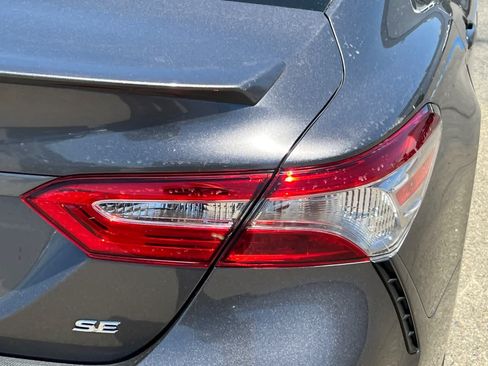 Used 2019 Toyota Camry SE w/ Audio Package FWD image 18