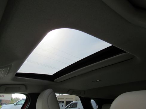 Used 2020 MAZDA CX-30 FWD w/ Premium Package image 16