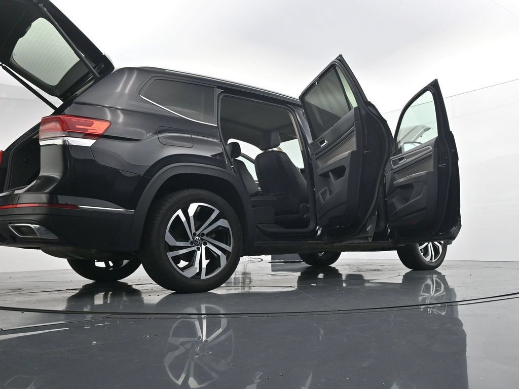Used 2022 Volkswagen Atlas SEL AWD/4WD image 46