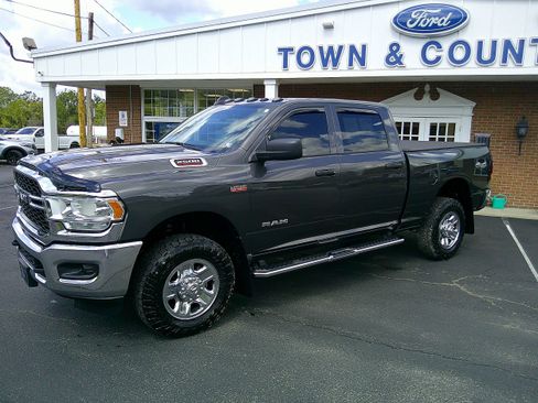 Used 2022 RAM 2500 Tradesman image 2