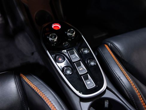 Used 2023 McLaren GT RWD image 42