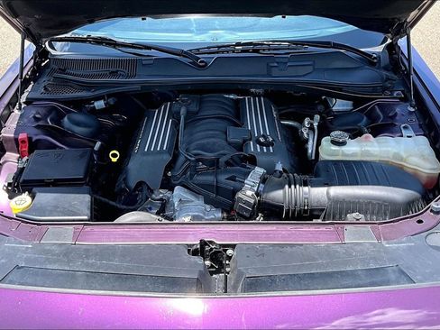 Used 2021 Dodge Challenger R/T Scat Pack RWD image 9
