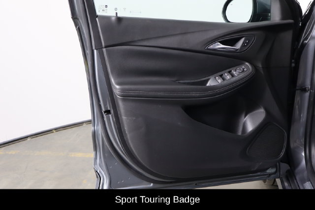 Used 2021 Buick Encore GX Select w/ Sport Touring Package FWD image 12