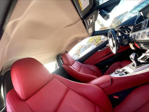 Used 2016 BMW Z4 sDrive35i image 23